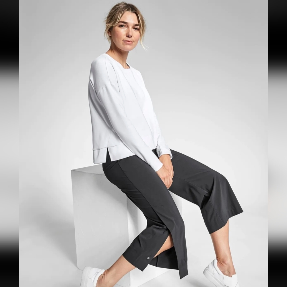 Athleta Black Tribeca Wide Leg Crop Pants With Snap Closure Slit Size 10